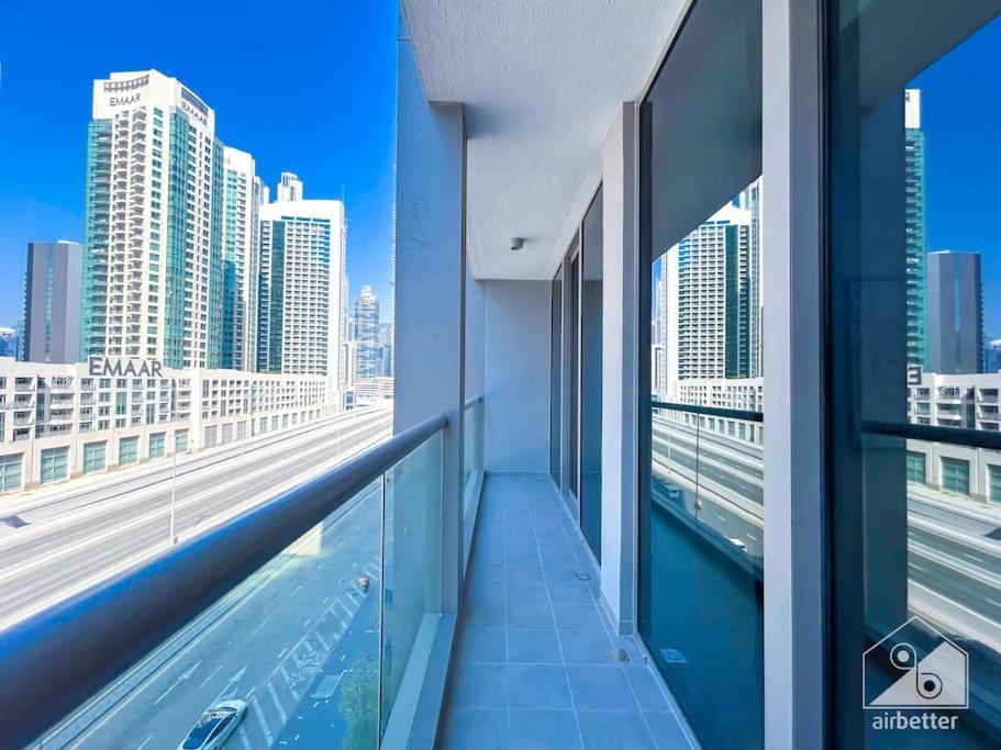 High End 1bedroom With Balcony & View