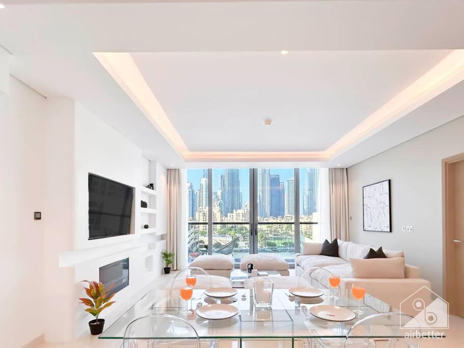 High End 1bedroom With Balcony & View Apartment *